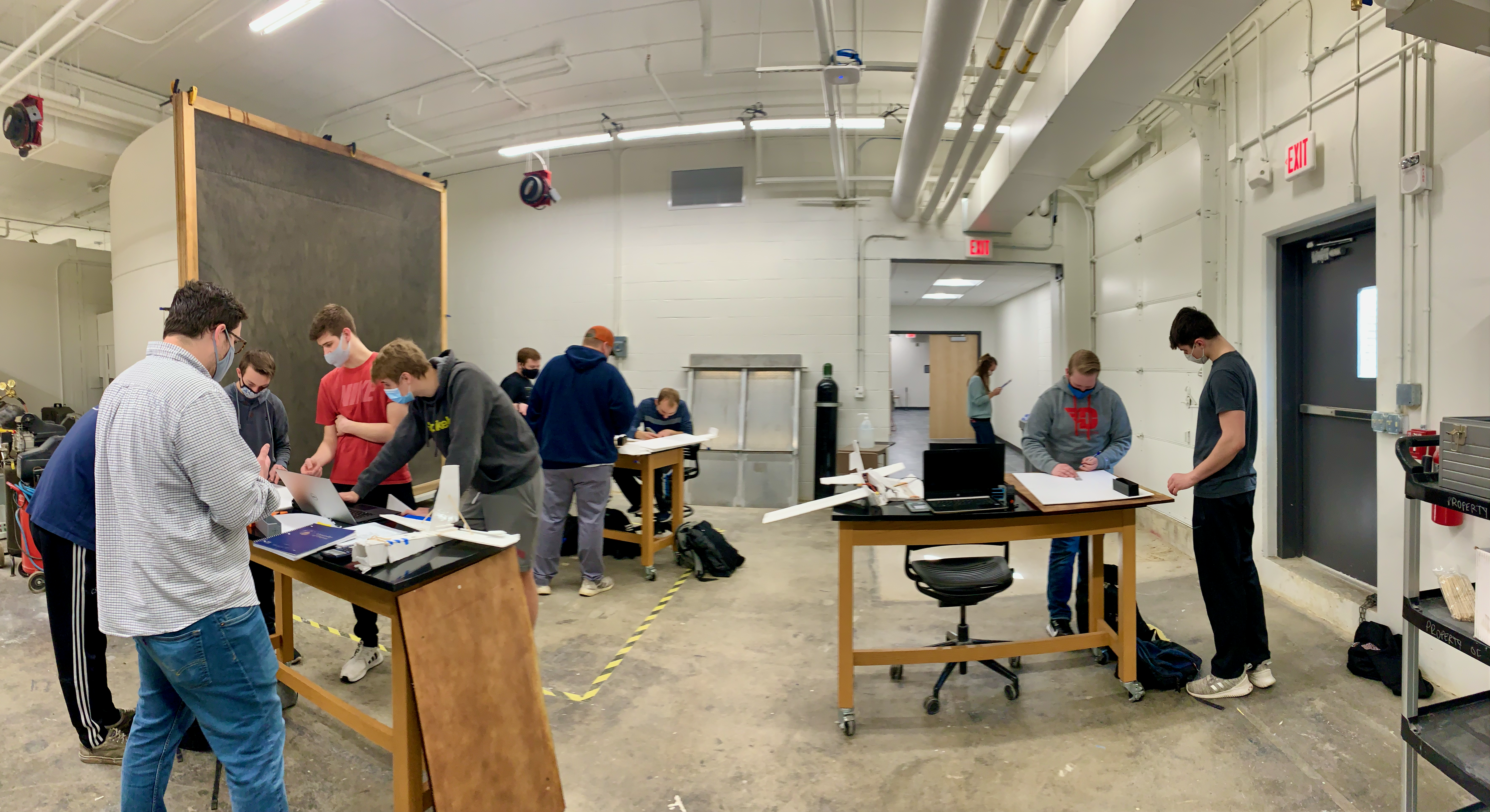 Classroom teaching photo 9